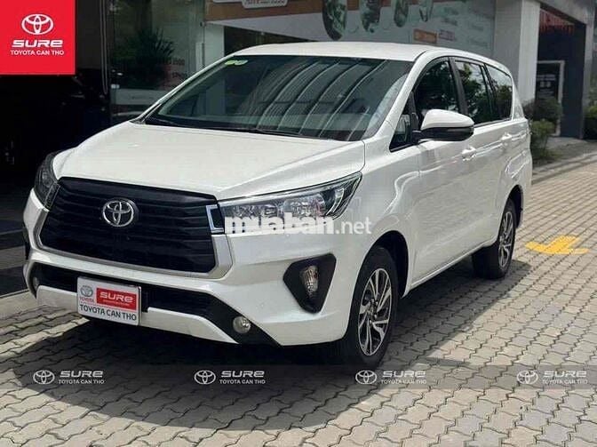 Toyota Innova 2022 E 2.0 MT - bảo hành Toyota