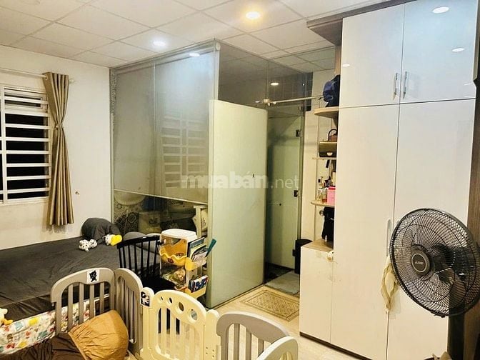 --HÀNG HIẾM-- Nhà bán đường Nguyễn Minh Hoàng( K300) 5x8m. 1T1L 5,45ty
