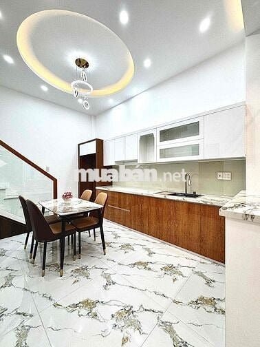 NHÀ ĐẸP ĐẦY ĐỦ NỘI THẤT - HẺM 311 NGUYỄN VĂN CỪ