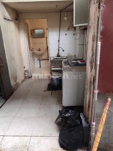 Cho thuê nhà riêng ngõ cạnh chùa linh thông có gác