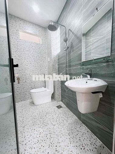 🏡 Căn hộ 40m2 ban công đón nắng ngay phố Phan Xích Long, gần Quận 1, 3