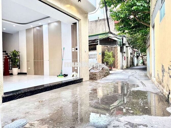 BÁN NHÀ 5 TẦNG PHỐ PHÚC LỢI VỊ TRÍ ĐẸP