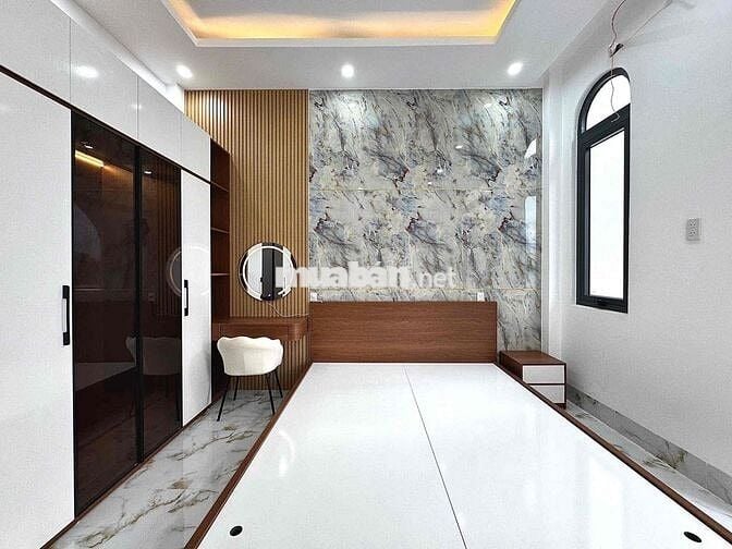 NHÀ ĐẸP ĐẦY ĐỦ NỘI THẤT - HẺM 311 NGUYỄN VĂN CỪ