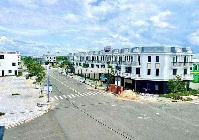 ngộp quá rồi ,Bán gấp lô đất 80m2 ở TTHC Bàu bàng