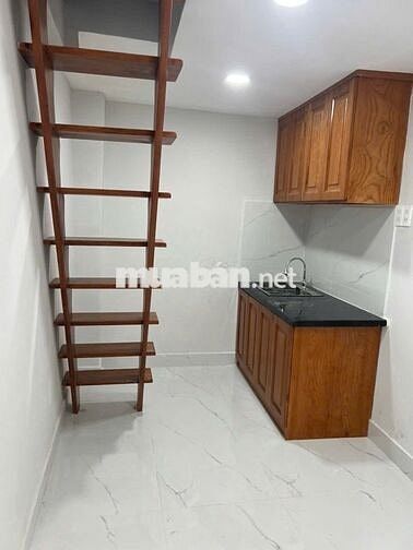 DƯỚI 2 TỶ-NHÀ 3 TẦNG TRUNG TÂM QUẬN 3-CÁCH MẠNG THÁNG TÁM-2PN/2WC