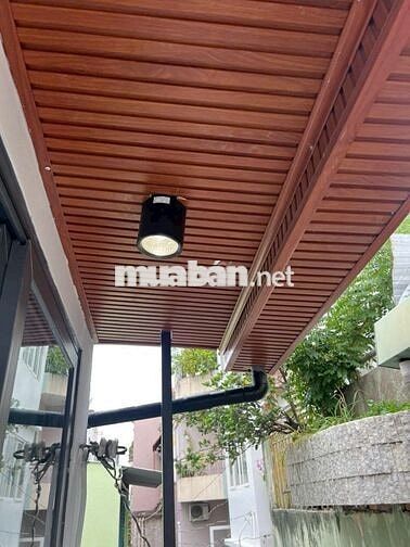 DƯỚI 2 TỶ-NHÀ 3 TẦNG TRUNG TÂM QUẬN 3-CÁCH MẠNG THÁNG TÁM-2PN/2WC
