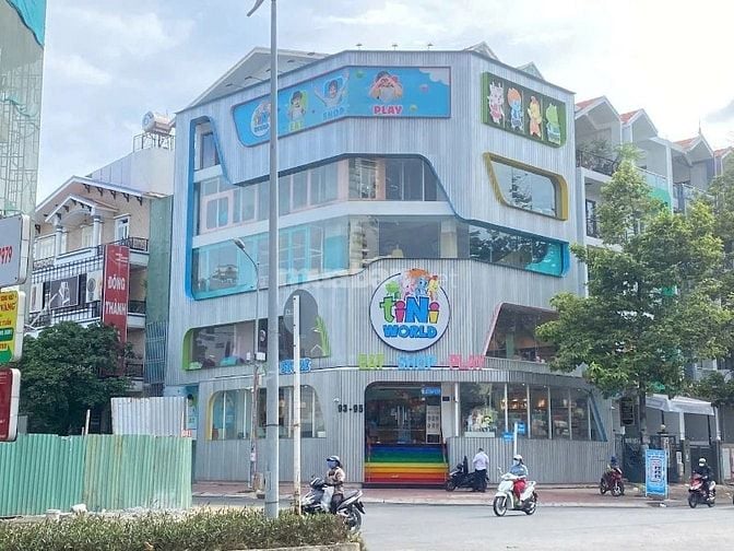 Cho Thuê Nhà Góc 2MT 93-95 Nguyễn Thị Thập, Phường Tân Hưng, Quận 7