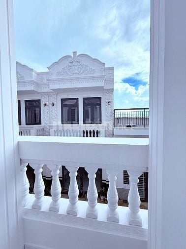 Biệt thự, nhà phố 1T1L, nhà rộng gần ngã 3 mỹ hạnh (500m) giá hơn 1tỏi