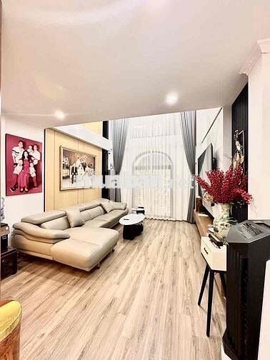 BÁN NHÀ PHỐ VÕNG THỊ TÂY HỒ 46 M X 7 Tầng thang máy hiện đại