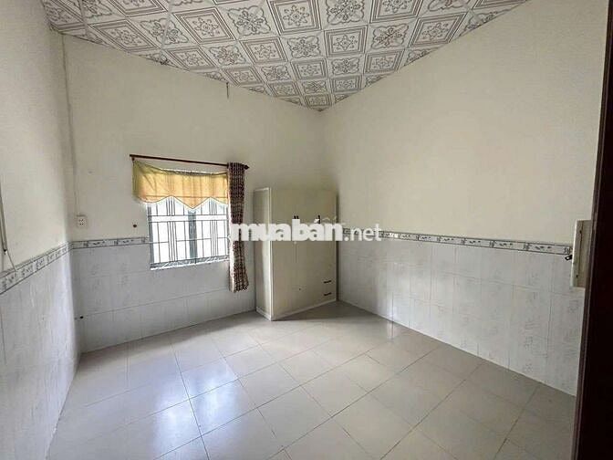 Cho thuê nhà sân rộng gần ủy ban phường Phú Mỹ