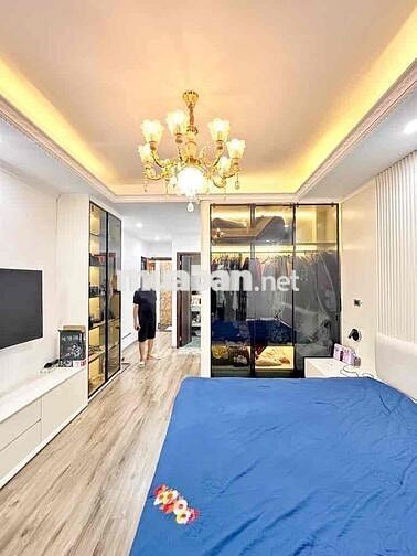 BÁN NHÀ PHỐ VÕNG THỊ TÂY HỒ 46 M X 7 Tầng thang máy hiện đại