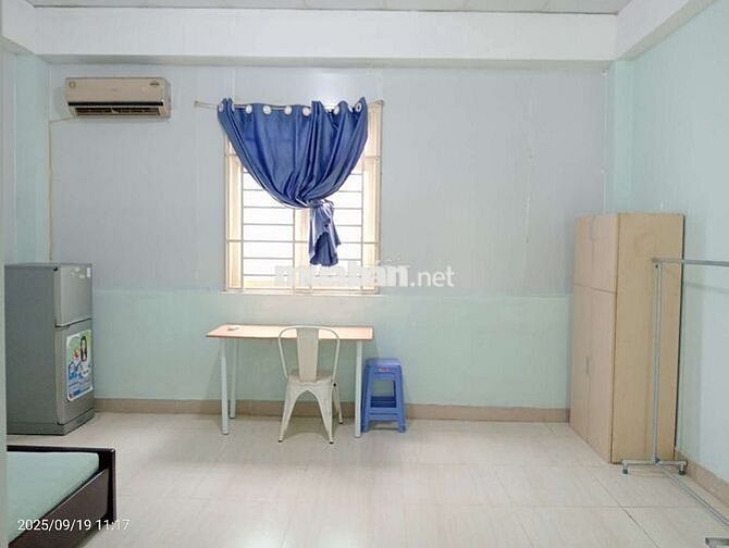 Cho thuê phòng trọ đầy đủ nội thất ngay cầu vượt Ngã Tư ga. Q12