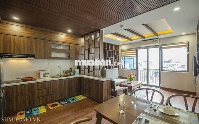 Tòa nhà Sumitomo,mặt phố Linh Lang,trung tâm khu người Nhật tại Hà Nội