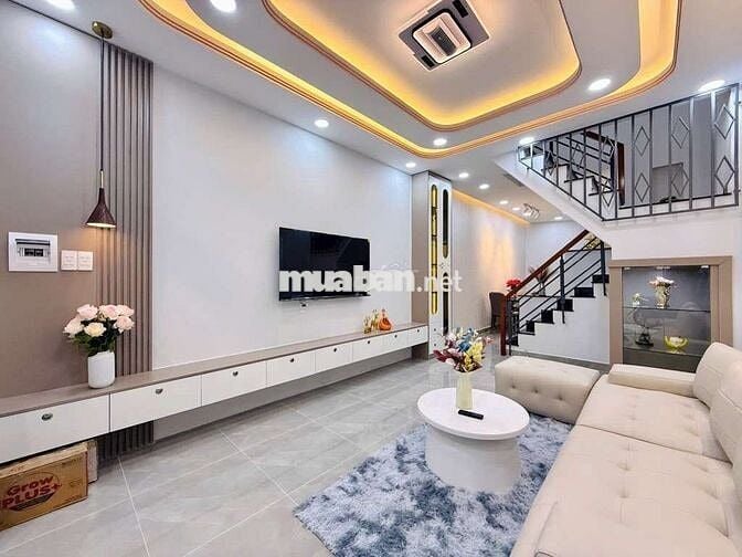 Gần 42m2 nhà 2 tầng 2 phòng ngủ full nội thất Phường 7 Quận Gò Vấp SHR