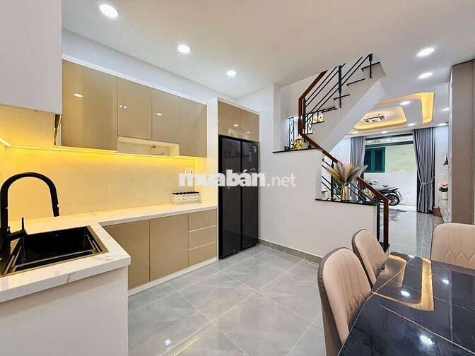 Gần 42m2 nhà 2 tầng 2 phòng ngủ full nội thất Phường 7 Quận Gò Vấp SHR