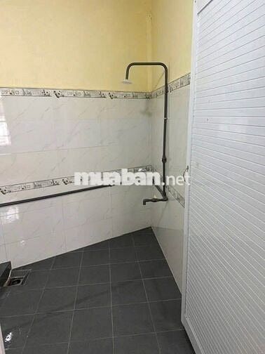 Bán gấp căn nhà MT Kinh doanh ở Đ. Nguyễn Thị Rành 124m2 SHR giá 855tr