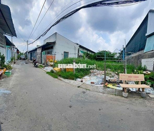 640 Triệu _ Sở hữu nền hẻm oto đường ĐOÀN THỊ ĐIỂM