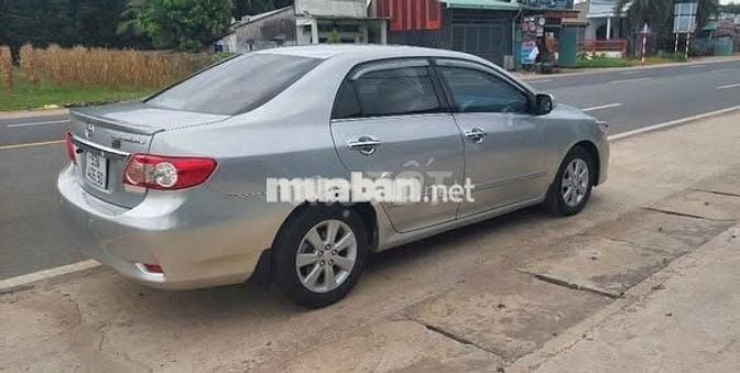 Toyota Corolla Altis 2011