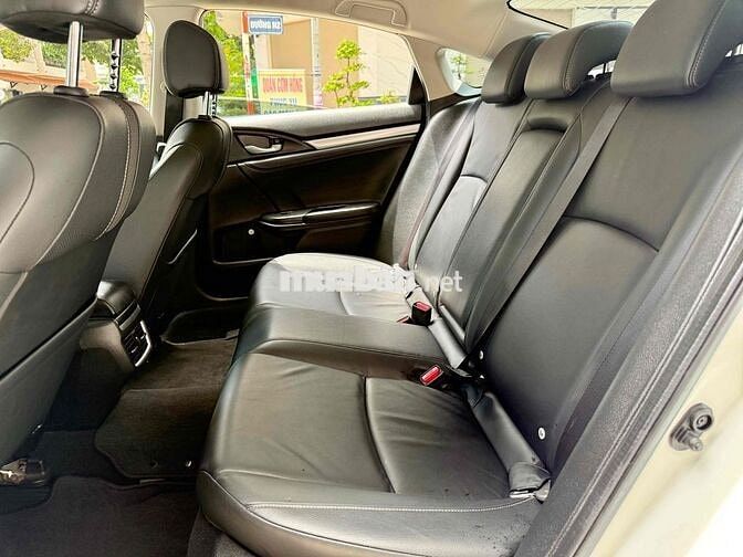 Honda Civic 2019 1.8G CVT - 46000 km