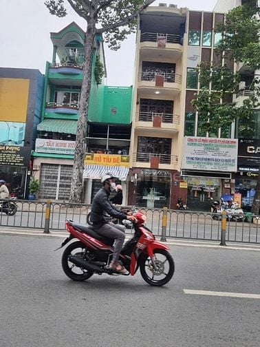 Bán gấp giá mềm, Nhà 1trệt, 1lầu MT đường 3/2, P2, Q11. DT 4mx14,5m