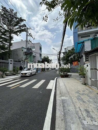 Nhà 1 Trệt 2 Lầu ST 4PN 4x17m Mặt Tiền Đường 10m KDC Phú Thuận