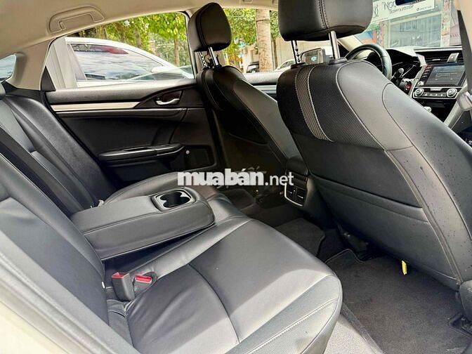 Honda Civic 2019 1.8G CVT - 46000 km