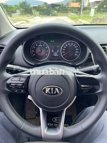 Kia Soluto 2021