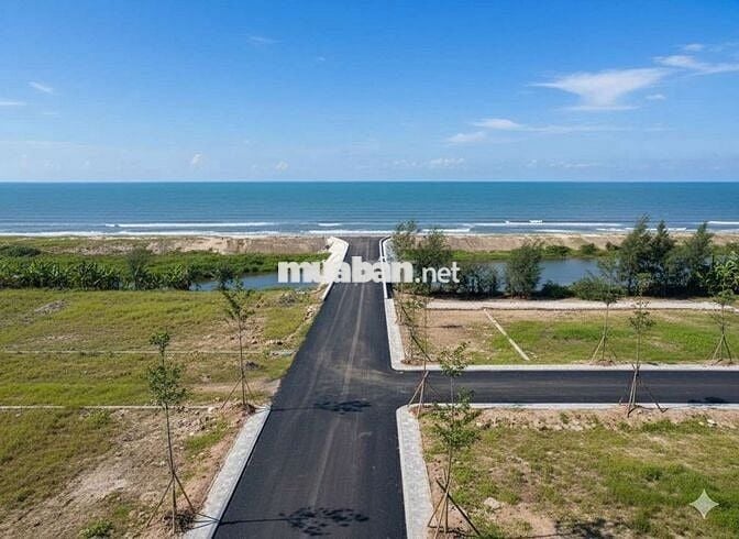 Cc Bán đất thổ cư 100m2 giá hơn 1 tỷ/lô cạnh biển Quất Lâm - sẵn sổ đỏ