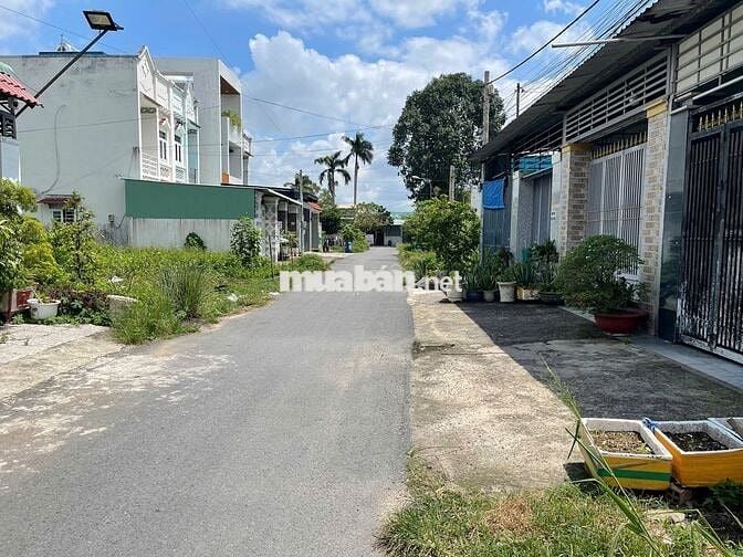 670 TRIỆU, ĐẤT NGAY NGÃ TƯ SUỐI LỘI, 10M X 32M, BAO THUẾ PHÍ SANG TÊN.