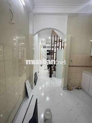 BÁN NHÀ ĐẸP – LẠC LONG QUÂN, CẦU GIẤY--GẦN LOTTE MALL
