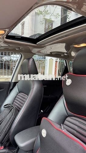 Kia Sonet 2023 Premium 1.5 AT - 31000 km