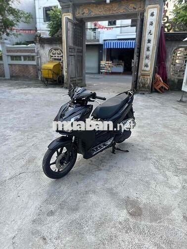 Air Blade 2024 máy zin chính chủ - Odo 5000km