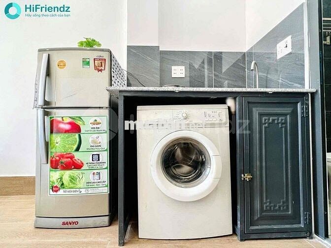 Phòng trọ ban công máy giặt riêng ngay bên cầu chữ Y Q5