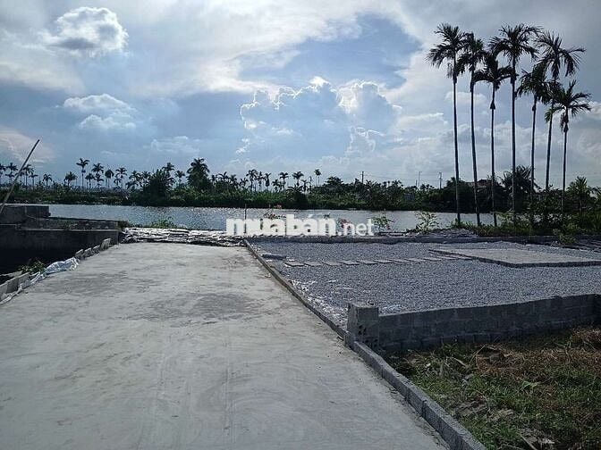 Bán 450m2 đất view sông cực đẹp, cạnh khu đô thị Vinhome Dương Kinh