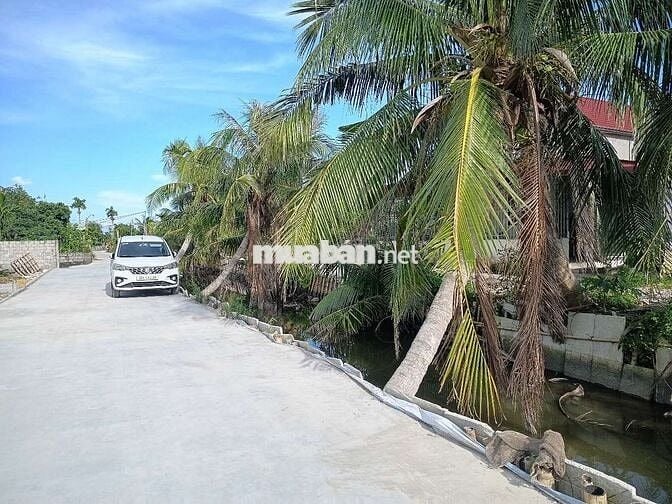 Bán 450m2 đất view sông cực đẹp, cạnh khu đô thị Vinhome Dương Kinh
