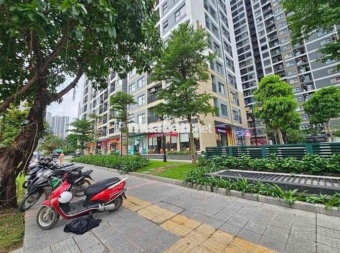 Shop Chân Đế Vinhomes Smart City