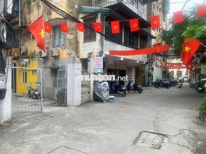 Cho thuê nhà 60m² – 2 phòng ngủ – Hào Nam – Đống Đa
