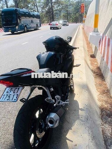 bán xe r15v3 chính chủ