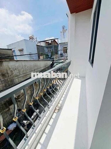 Nhà Đẹp Hẻm Bự , Ngay Tên Lửa - ngang 4m - Hoàn Công - hơn 3ty