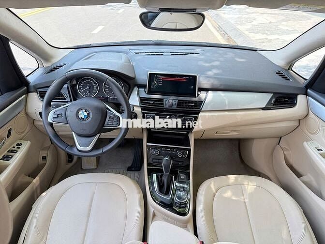 BMW 218i