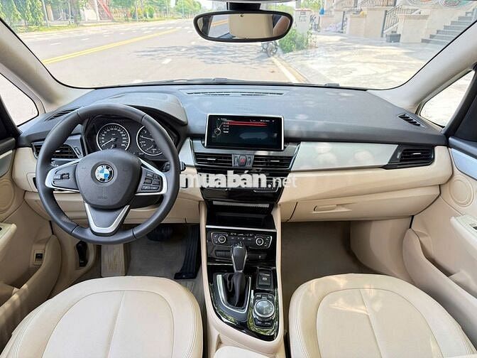 BMW 218i