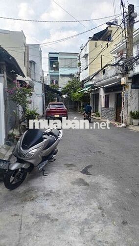 HXH 89 Nguyễn Hồng Đào, khu Bàu Cát 
40m2 xây 4 tầng btct - Nhỉnh 5ty