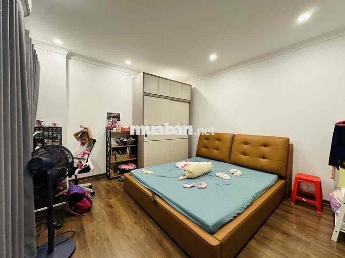 Hoa hậu phố Sài Đồng - Long Biên, 10m ra oto tránh 45m x 6T Giá 6.x Tỷ