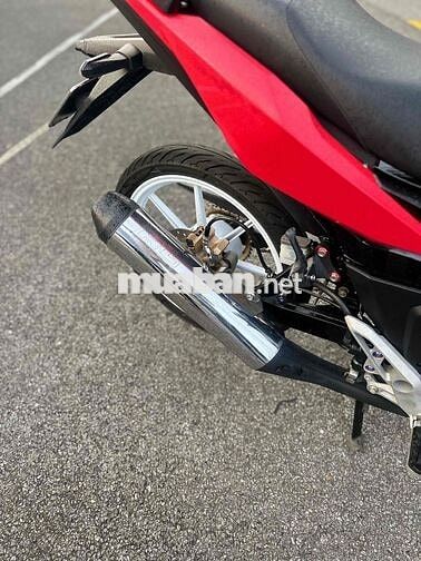 Nhượng lại em v3 cấu hìh pxl máy zin êm pô nổ ấm