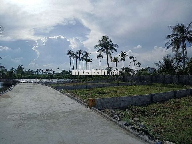 Bán 450m2 đất view sông cực đẹp, cạnh khu đô thị Vinhome Dương Kinh