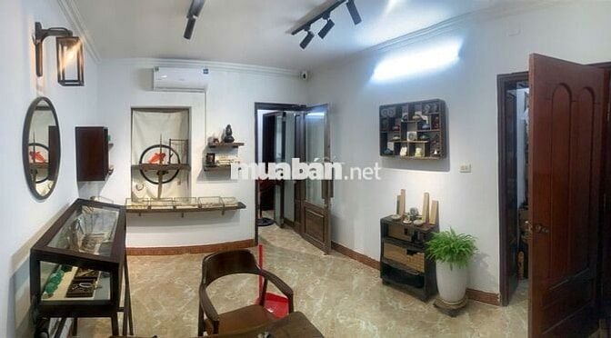 Cho thuê nhà 60m² – 2 phòng ngủ – Hào Nam – Đống Đa