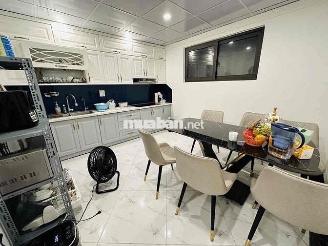 Hoa hậu phố Sài Đồng - Long Biên, 10m ra oto tránh 45m x 6T Giá 6.x Tỷ