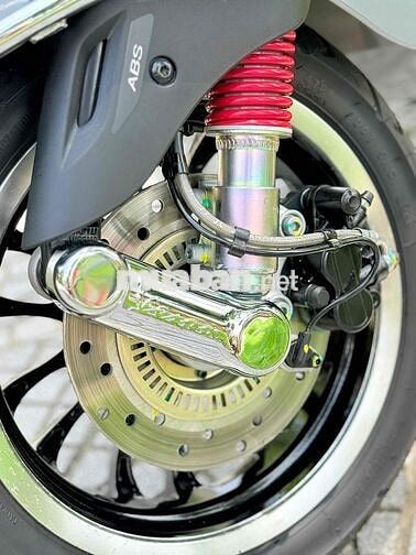 Vespa sprint 2024 đi 1 ngàn cây. như xe mới dắt ra