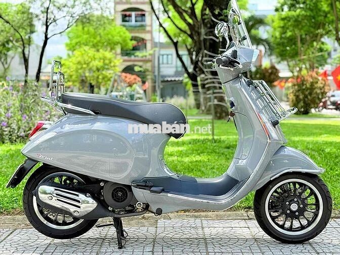 Vespa sprint 2024 đi 1 ngàn cây. như xe mới dắt ra