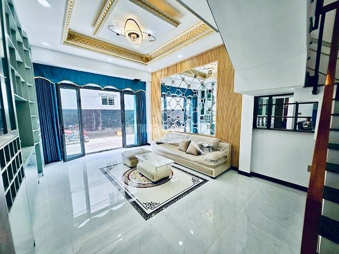 Bán nhà Đúc 4 Tầng - Hẻm ô tô thông Nguyễn Văn Quá, Quận 12, 7,5x9m